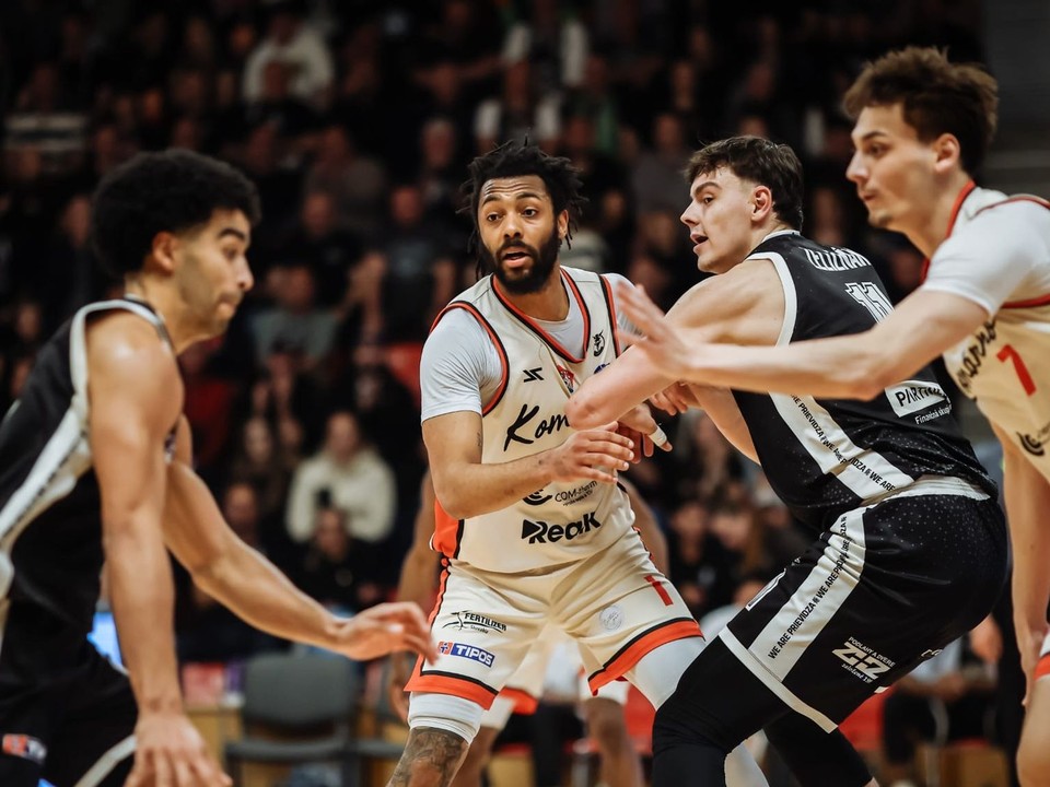 Momentka zo zápasu BC Prievidza - BC Komárno.