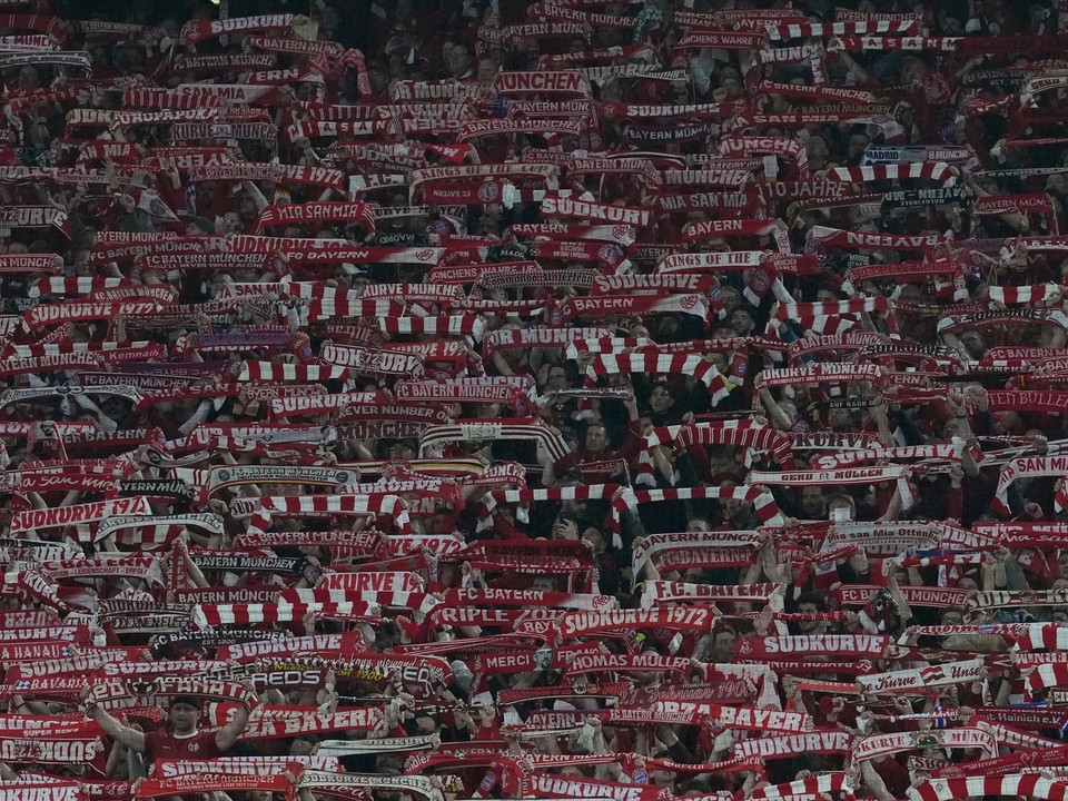 Fanúšikovia Bayernu.