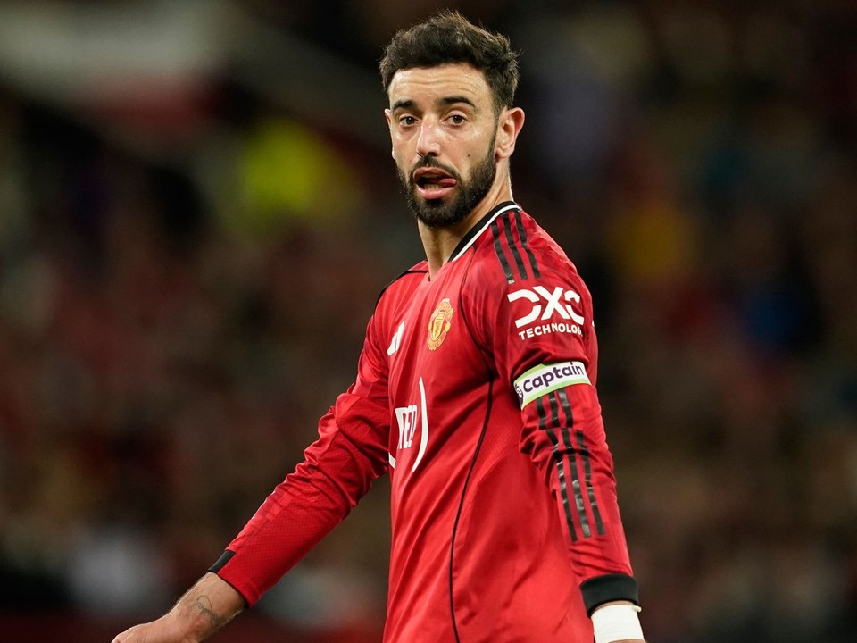 Bruno Fernandes počas zápasu Manchestru United s Brentfordom.