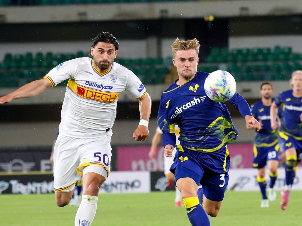 Fotka zo zápasu Hellas Verona - Lecce.