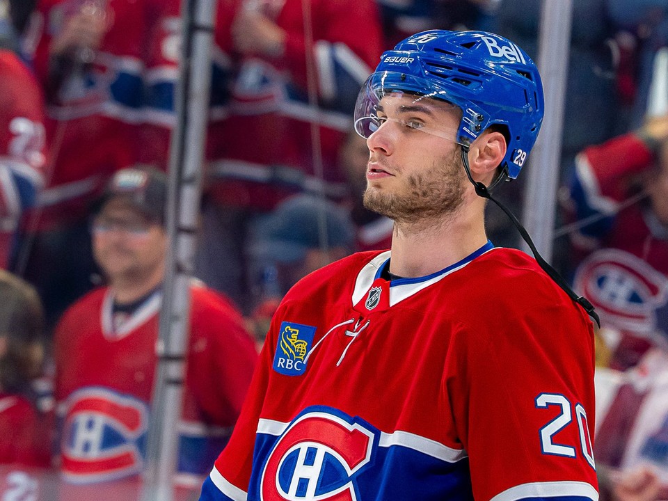 Juraj Slafkovský pred šiestym zápasom 1. kola play-off NHL Montreal Canadiens - Tampa Bay.