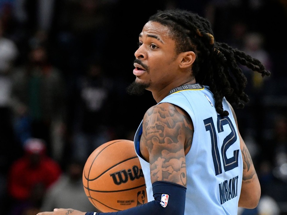 Ja Morant v drese Memphisu Grizzlies.