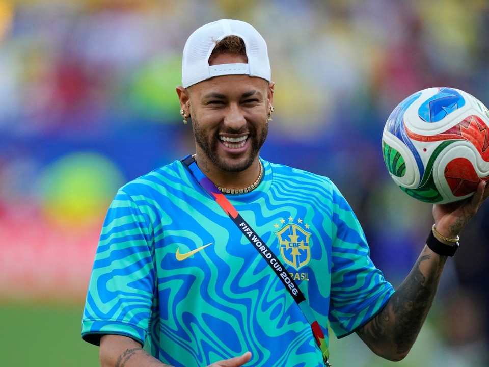 Brazílčan Neymar (10).