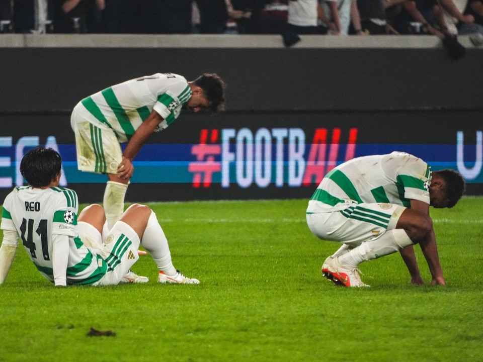 Futbalisti Celtigu Glasgow po vypadnutí v predkole Ligy majstrov s LASK Linz.
