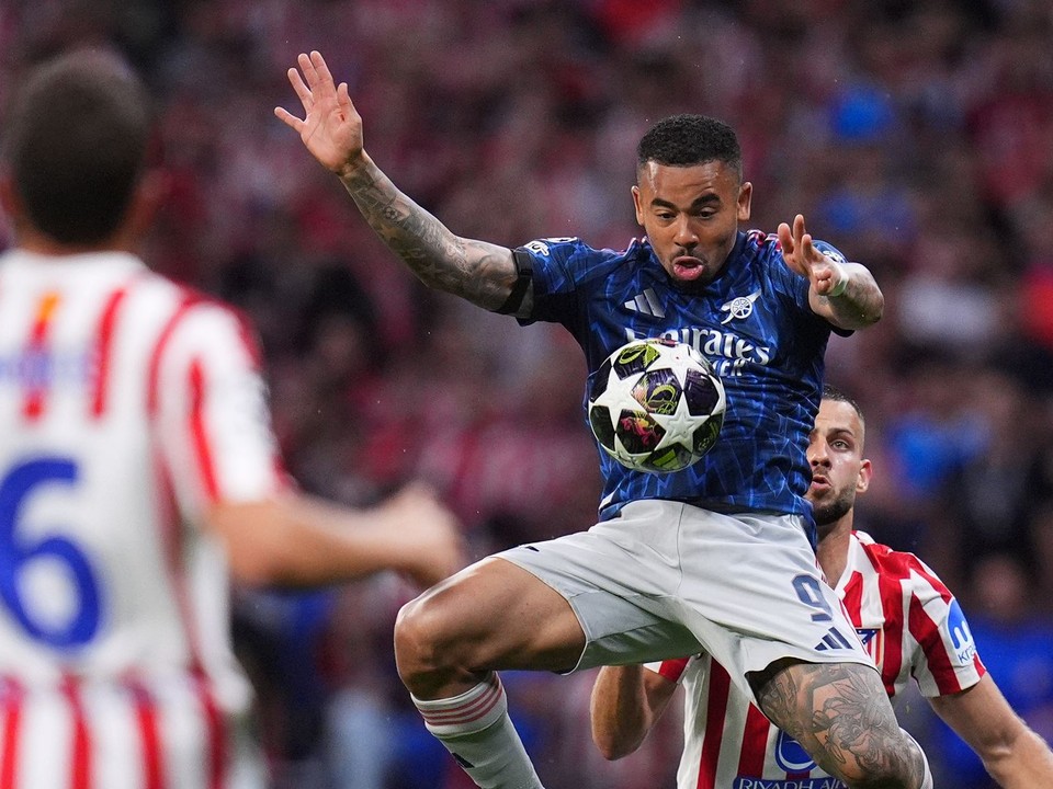 Gabriel Jesus v drese Arsenalu.