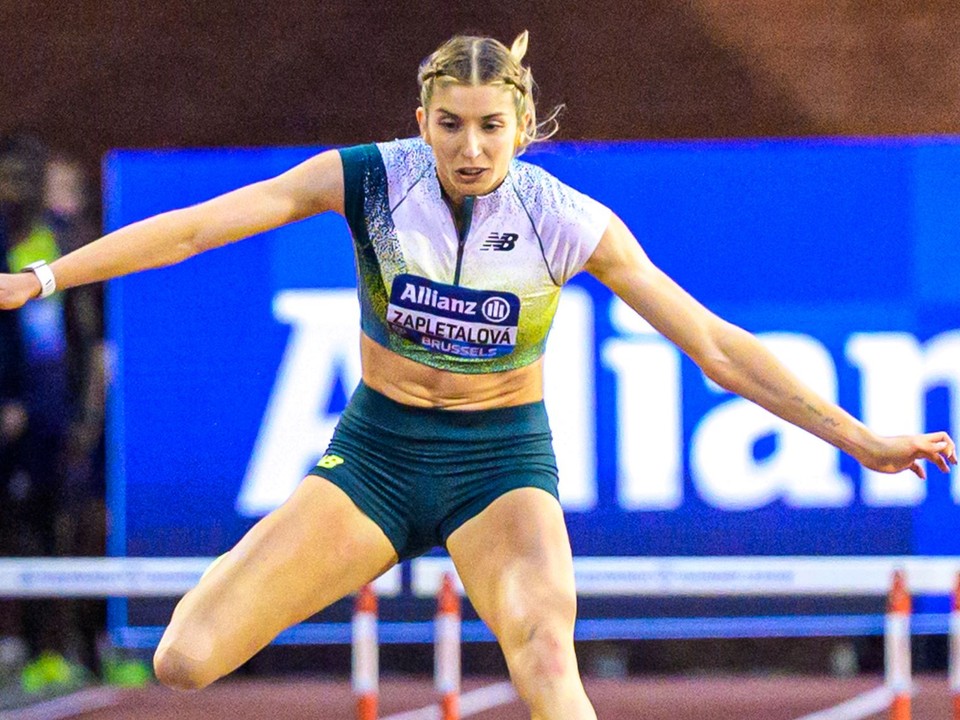 Slovenská atlétka Emma Zapletalová v behu na 400 metrov cez prekážky počas finále Diamantovej ligy, najprestížnejšieho atletického seriálu.