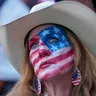 Americká fanúšička  po prehre v osemfinálovom dueli USA - Belgicko na majstrovstvách sveta vo futbale v Seattle.