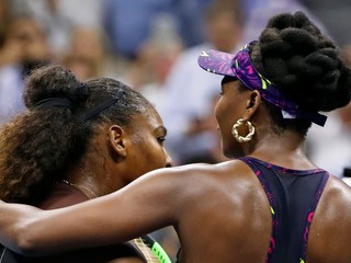 Serena a Venus Williamsové.