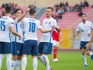 Futbalisti Slovenska v zápase proti Malte.