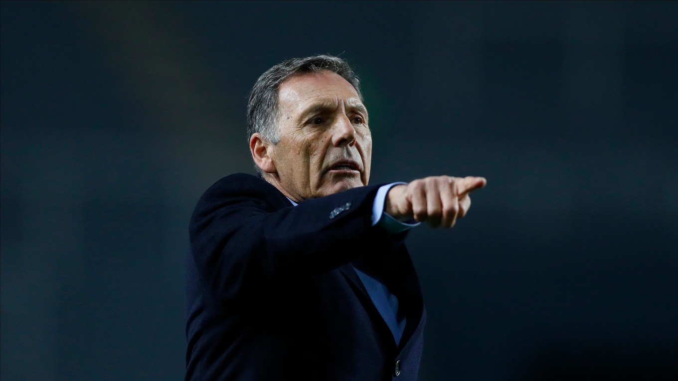 Tréner Miguel Angel Russo.