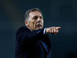 Tréner Miguel Angel Russo.