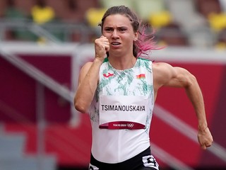 Bieloruská bežkyňa Kryscina Cimanovská na LOH Tokio 2020 / 2021.