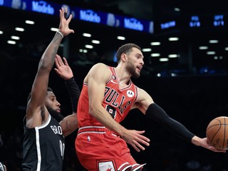 Basketbalista Zach LaVine v drese tímu Chicago Bulls.