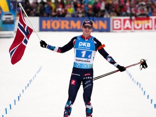 Johannes Thingnes Bö v cieli štafetových pretekov v Ruhpoldingu 2023. 