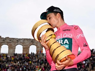 Program, etapy a výsledky na Giro d'Italia 2023. Obhajcom celkového triumfu je Jai Hindley.