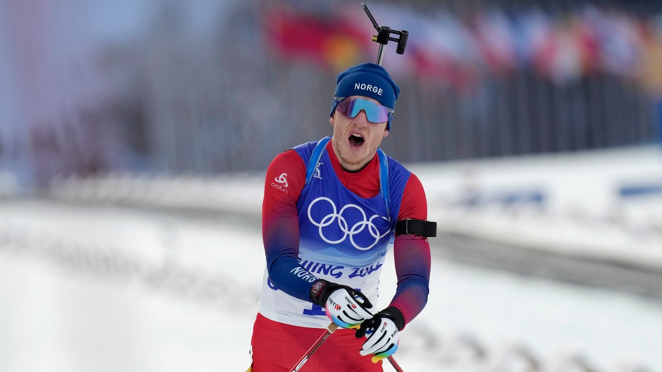 Johannes Thingnes Bö vyhral zlato v šprinte na ZOH Peking 2022.