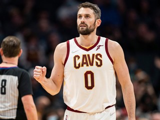 Kevin Love v drese Cleveland Cavaliers.