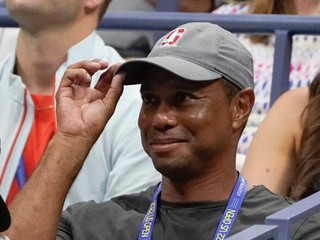 Tiger Woods v hľadisku na US Open 2022.