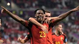 Michy Batshuayi a belgická radosť na MS vo futbale 2022.