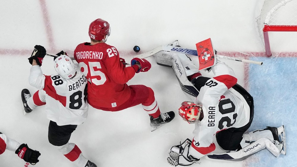 Ruskí hokejisti vstúpili do ZOH víťazne, jediný gól dali spoza bránky