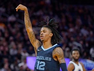 Ja Morant v drese Memphis Grizzlies.