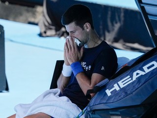 Novak Djokovič počas tréningu na Australian Open 2022.