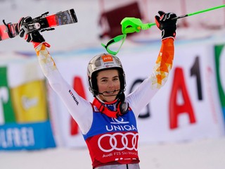 Športový TV program. Petra Vlhová ide obrovský slalom a dvakrát slalom v Záhrebe a Kranjskej Gore.