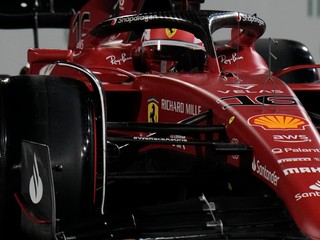 Monacký jazdec tímu Ferrari Charles Leclerc. 