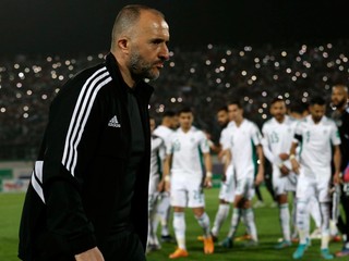 Tréner Alžírska Djamel Belmadi.