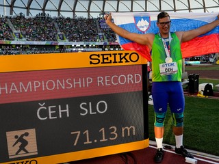 Slovinec Kristjan Čeh prekonal rekord MS v hode diskom. 