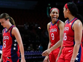 Basketbalistky USA. 