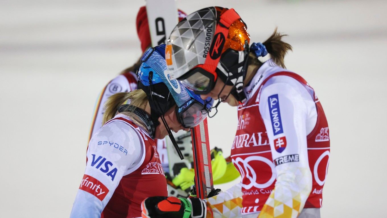 Mikaela Shiffrinová a Petra Vlhová, dve najväčšie hviezdy súčasného zjazdového lyžovania. 