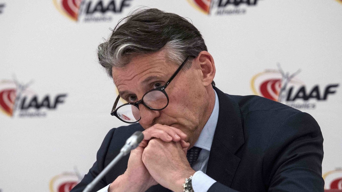 Prezident Medzinárodnej asociácie atletických federácie Sebastian Coe sa zúčastnil na športových hrách v uliciach Manchestru.