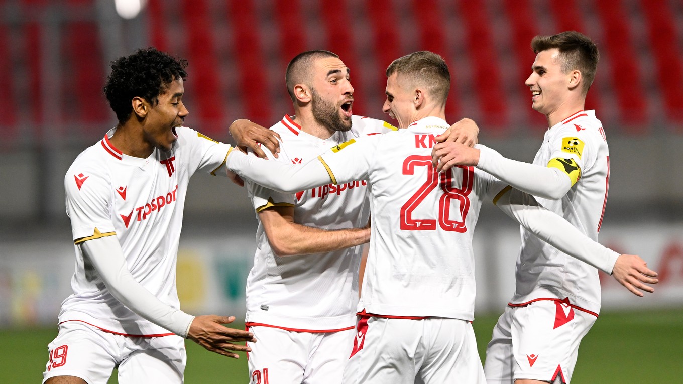 Futbalisti AS Trenčín.