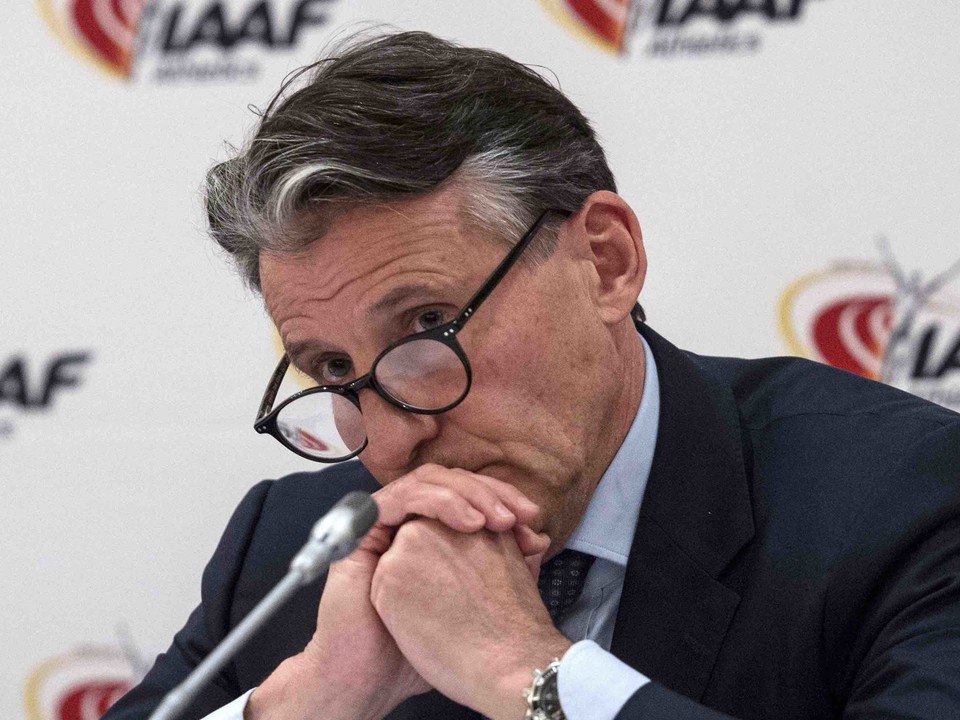 Prezident Medzinárodnej asociácie atletických federácie Sebastian Coe sa zúčastnil na športových hrách v uliciach Manchestru.