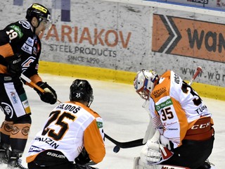 HK Dukla Ingema Michalovce - HC Košice: ONLINE prenos z play off Tipos extraligy.