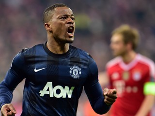 Patrice Evra v drese Manchester United v roku 2014.