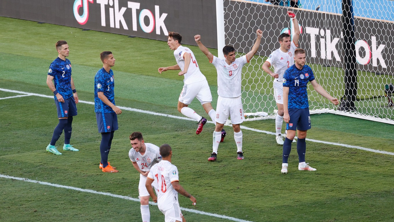 Momentka zo zápasu Slovensko - Španielsko na EURO 2020 / 2021.