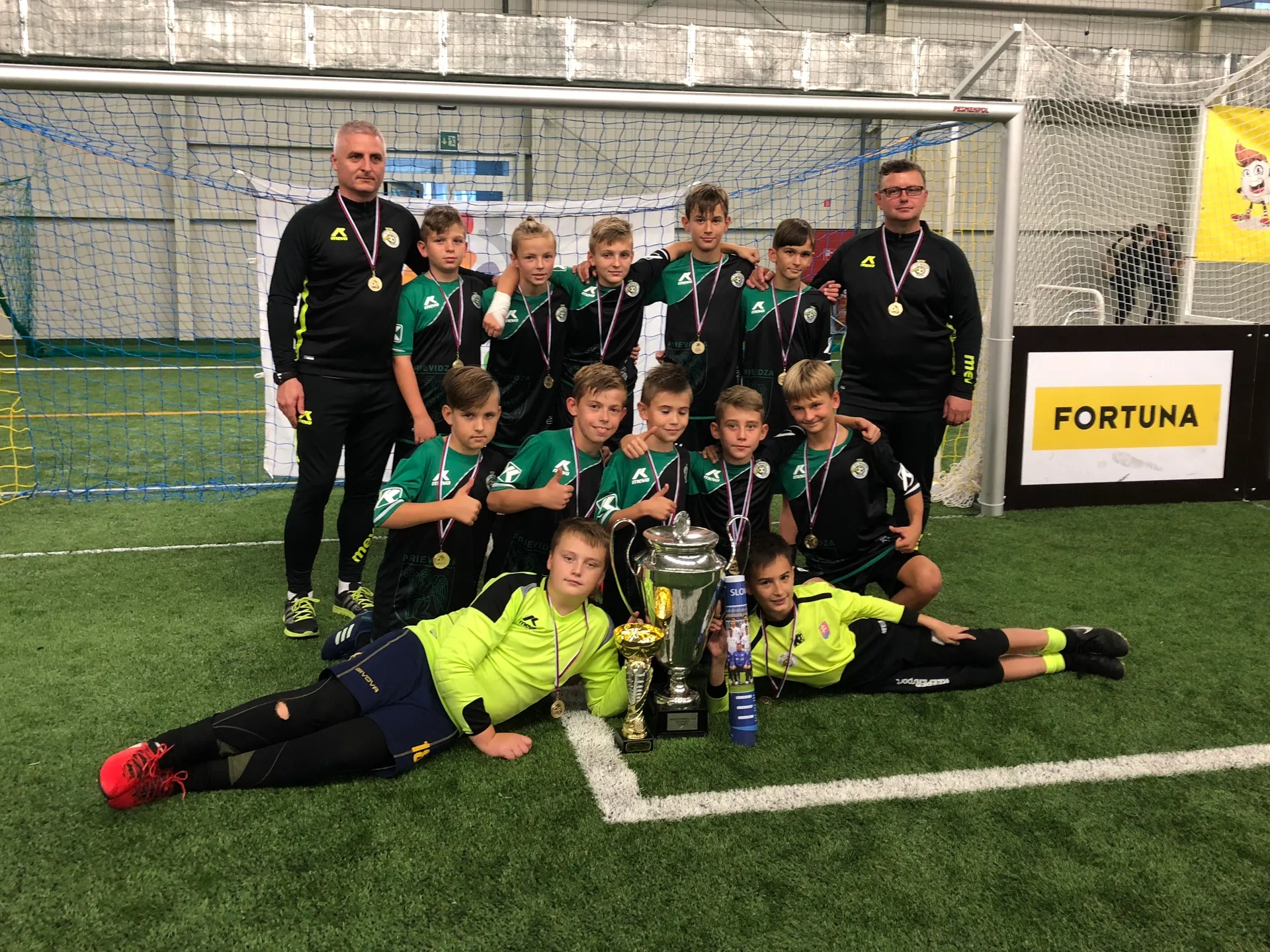 GRASSROOTS – Víťazmi Mini Champions Liga Slovensko 2018 chlapci FC BANÍK Prievidza U12 a dievčatá Partizána Bardejov U14