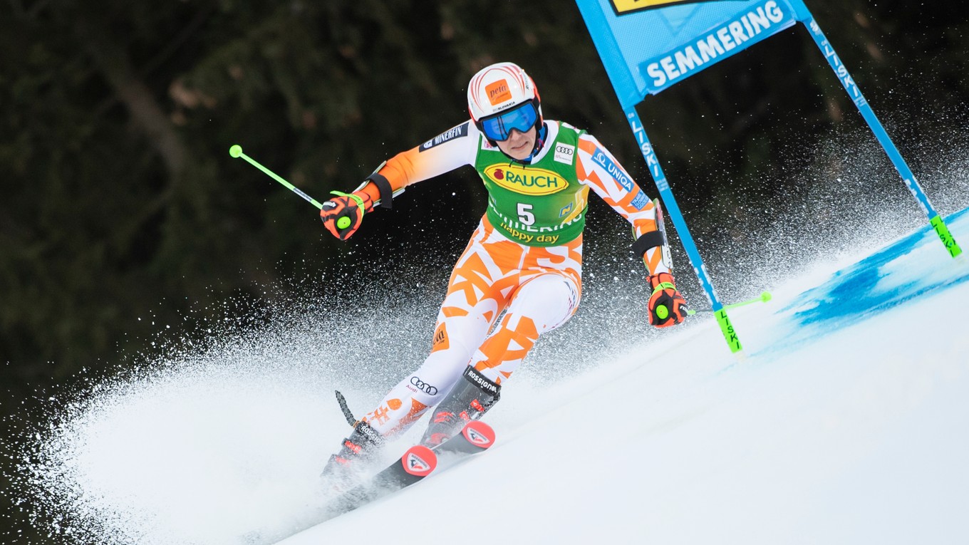ONLINE prenos: Petra Vlhová ide v piatok obrovský slalom v Aare 2023 (1. kolo).