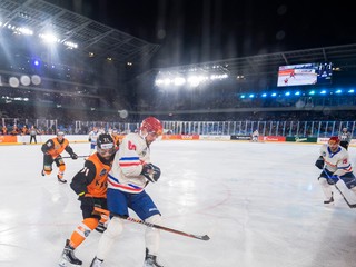 Momentka zo zápasu Slovan - Košice pod holým nebom.