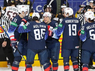 Radosť Američanov v zápase o 3. miesto USA - Nemecko na MS v hokeji 2021.