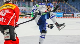 Dávid Gríger sa teší po strelenom góle v zápase Slovensko - Švajčiarsko na turnaji Nemecký pohár 2021.