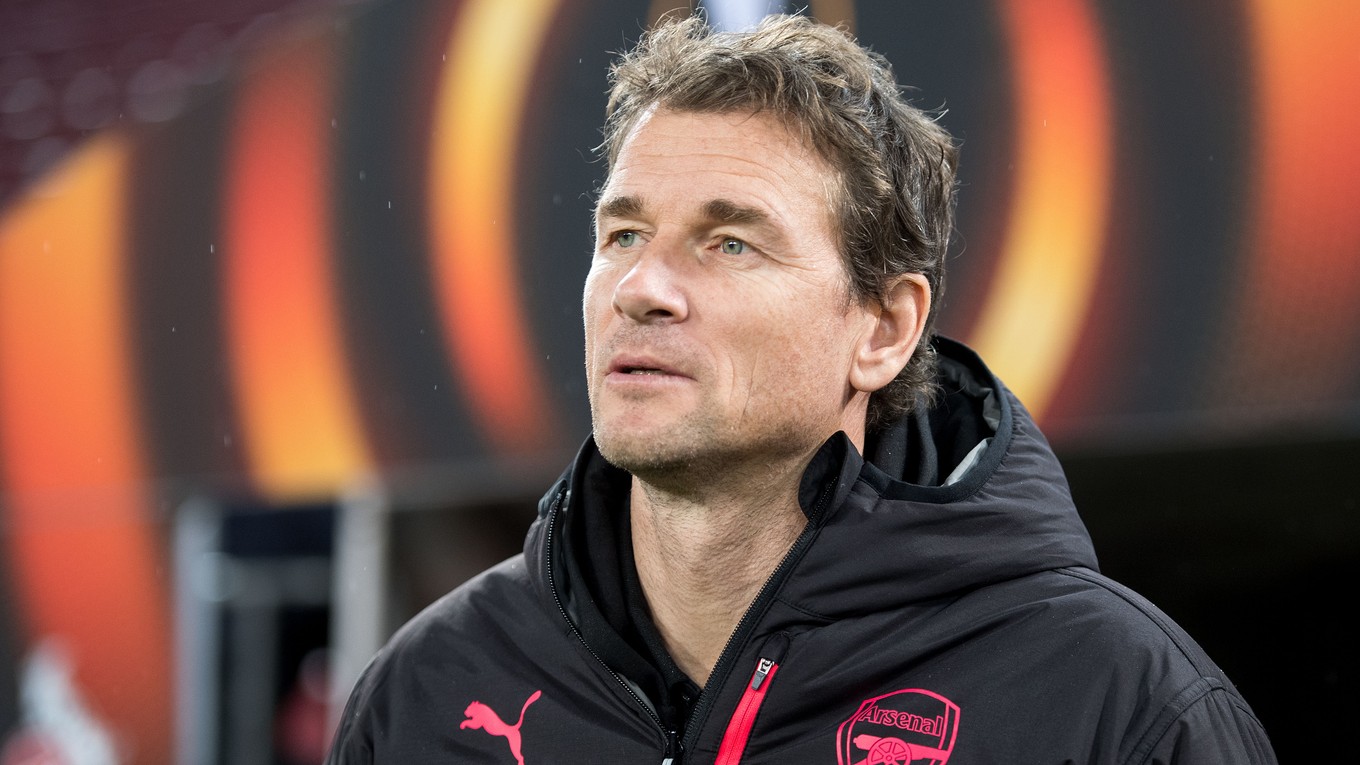 Jens Lehmann v roku 2017 ešte ako asistent trénera anglického Arsenal Londýn.