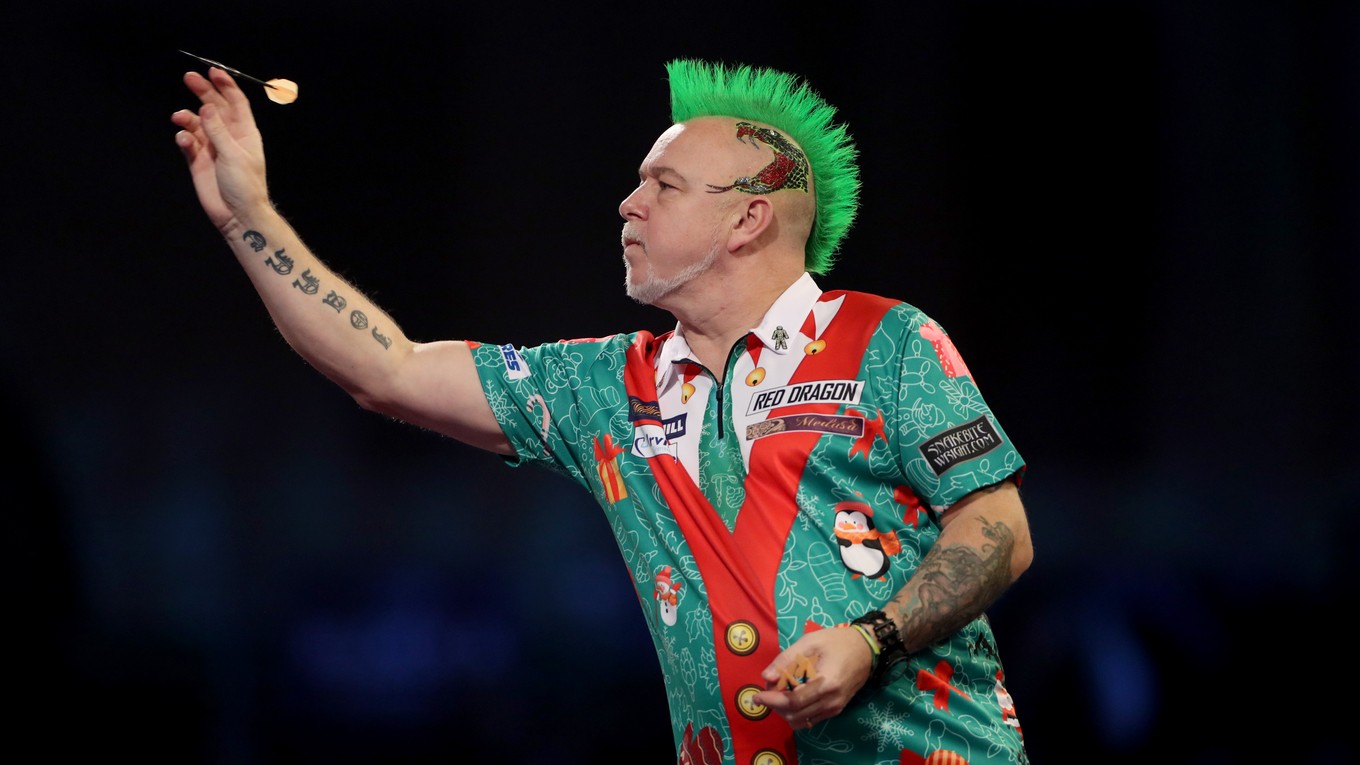 Škótsky šípkar Peter Wright. 