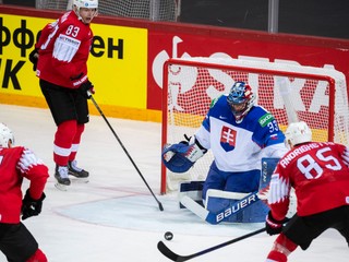 Momentka zo zápasu Slovensko - Švajčiarsko na MS v hokeji 2021.
