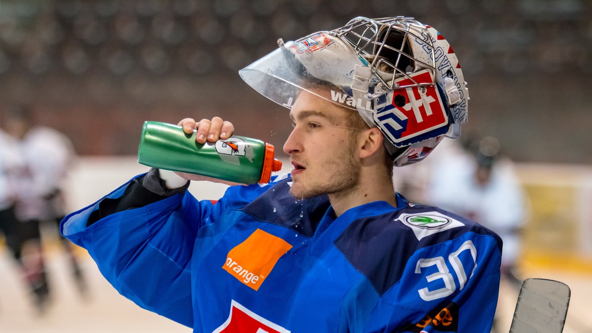 Matej Marinov v drese Slovenska.