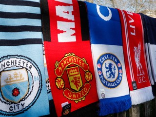 Súčasťou európskej Superligy bolo pôvodne aj šesť klubov Premier League.