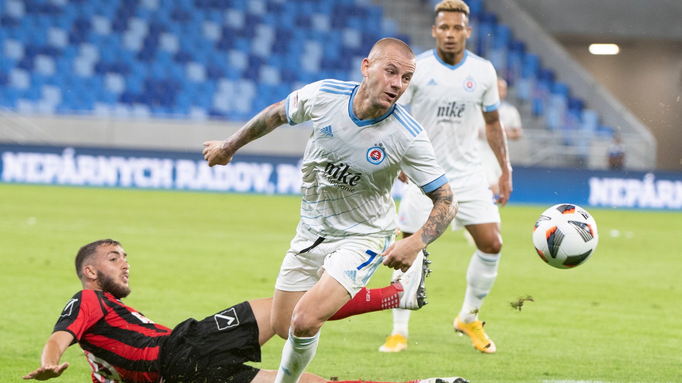 Vladimír Weiss ml. v zápase ŠK Slovan Bratislava - Lincoln Red Imps, 3. predkolo Európskej ligy.