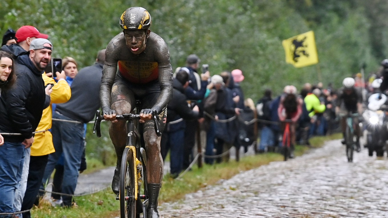 Wout Van Aert na Paríž - Roubaix 2021.